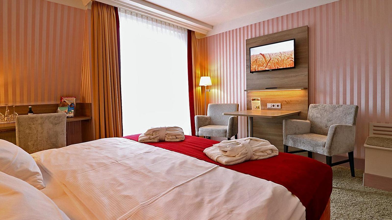 Hotel & Spa Sommerfeld - Adults Only Kremmen Exterior photo